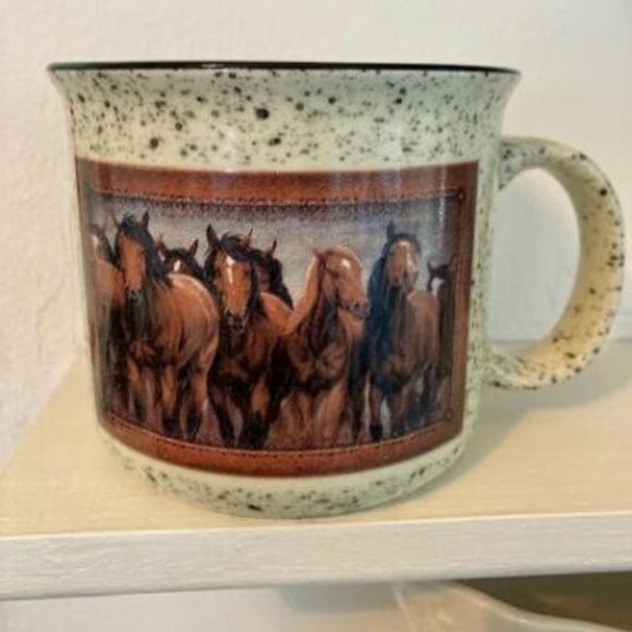 Horse Lovers Coffee Mug Off White Multicolored 12 OZ - Picture 1 of 4